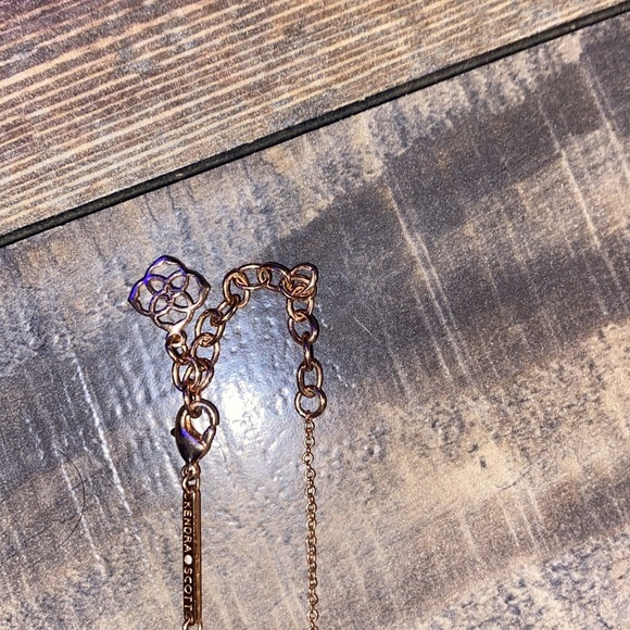 Kendra Scott Pink Glitter heart necklace with gold chain - Picture 4 of 4